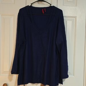 Classic Navy Long Sleeve V-Neck Top